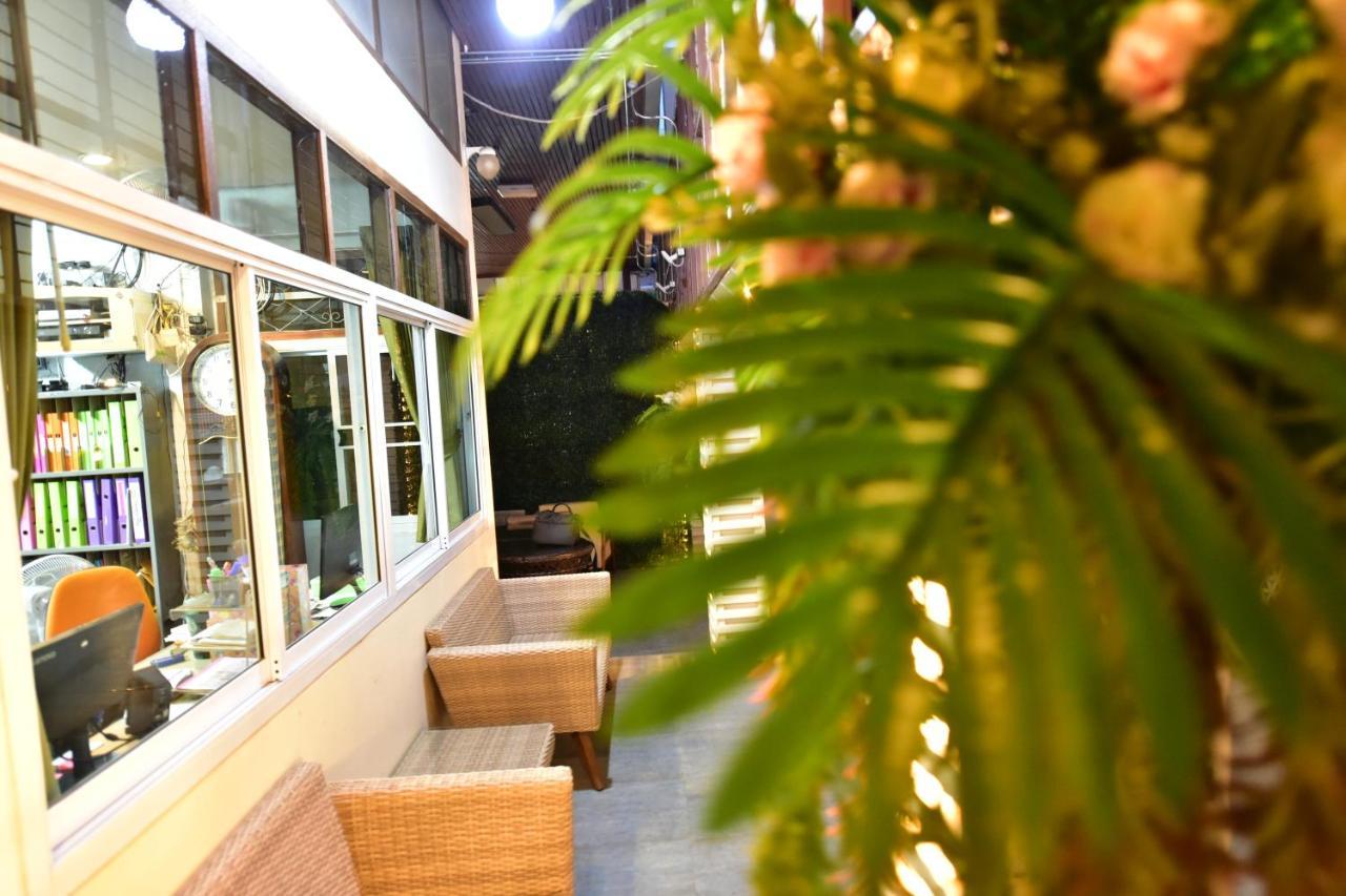 Kt Knight Hotel Surin Exterior foto